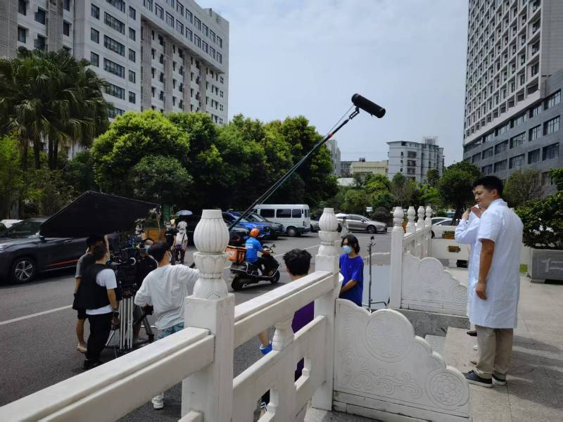 宾县广告片拍摄公司低成本实现高规格制作的诀窍